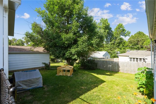 1215 Brockman Drive SE, Cedar Rapids, IA 52403