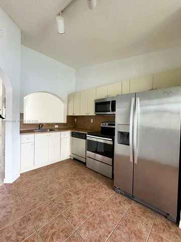 2920 SE 13th Ave 203-51, Homestead, FL 33035