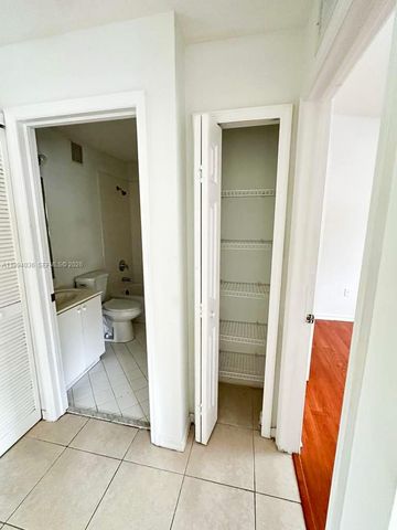 2920 SE 13th Ave 203-51, Homestead, FL 33035