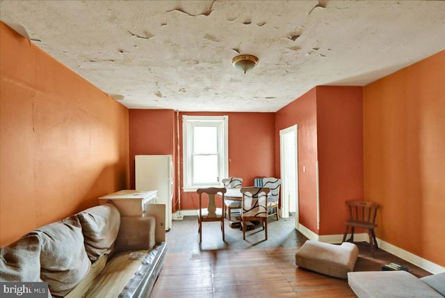 200 W LANCASTER AVE, Reading, PA 19607