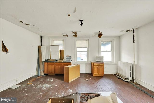 200 W LANCASTER AVE, Reading, PA 19607