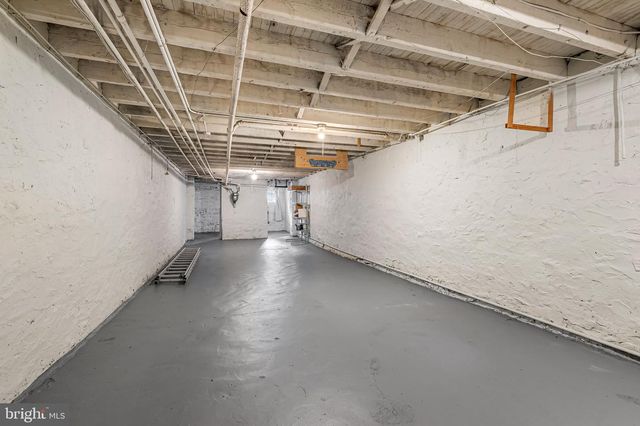 2515 GUILFORD AVE, Baltimore, MD 21218