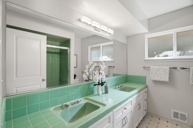 18940 Westview Drive, Saratoga, CA 95070