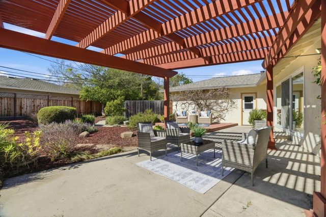 18940 Westview Drive, Saratoga, CA 95070