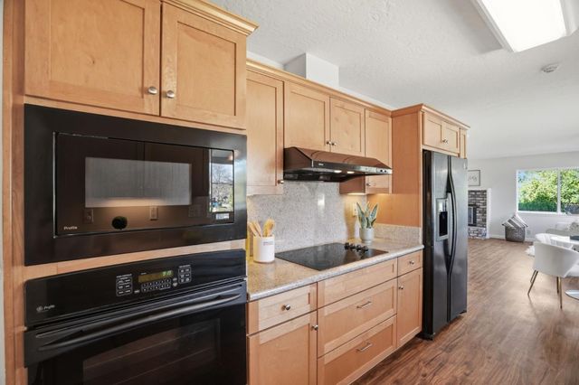 18940 Westview Drive, Saratoga, CA 95070