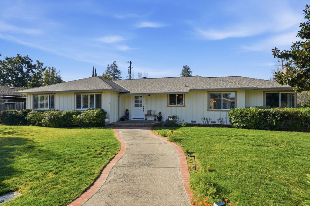 18940 Westview Drive, Saratoga, CA 95070