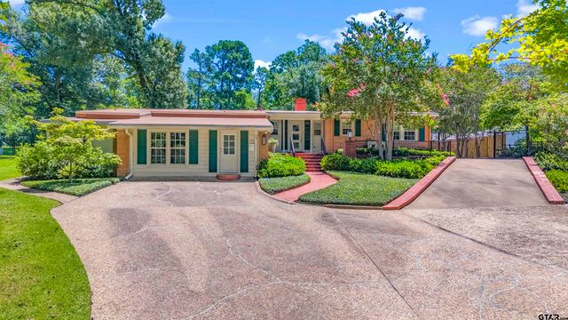 2306 Old Bullard Rd, Tyler, TX 75701
