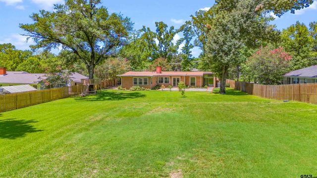 2306 Old Bullard Rd, Tyler, TX 75701