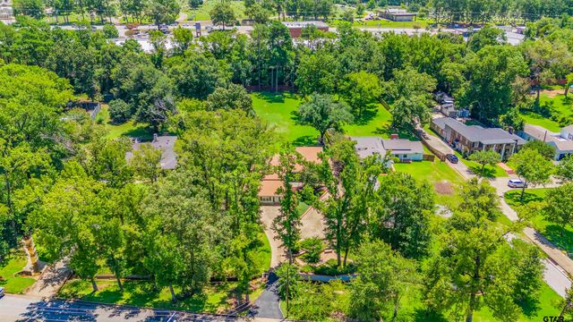 2306 Old Bullard Rd, Tyler, TX 75701