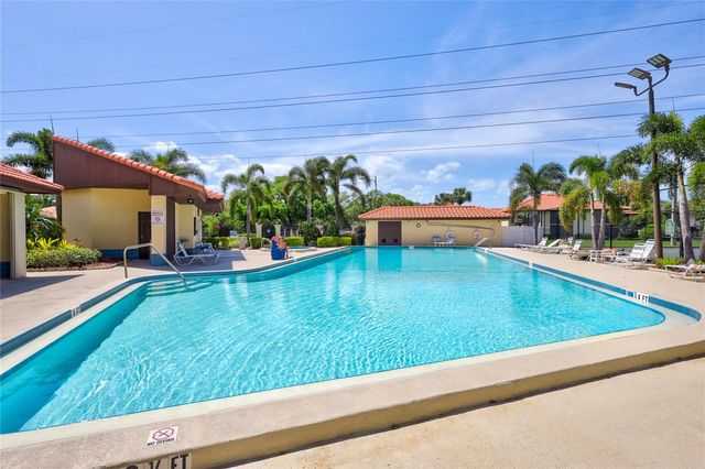 110 HAMMOCK PINE BOULEVARD, Clearwater, FL 33761