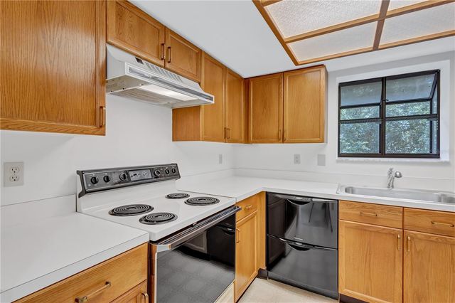 110 HAMMOCK PINE BOULEVARD, Clearwater, FL 33761