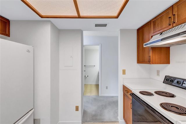 110 HAMMOCK PINE BOULEVARD, Clearwater, FL 33761