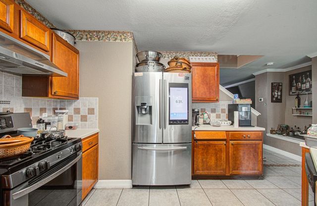 9915 Victoria Grove Lane, Houston, TX 77075