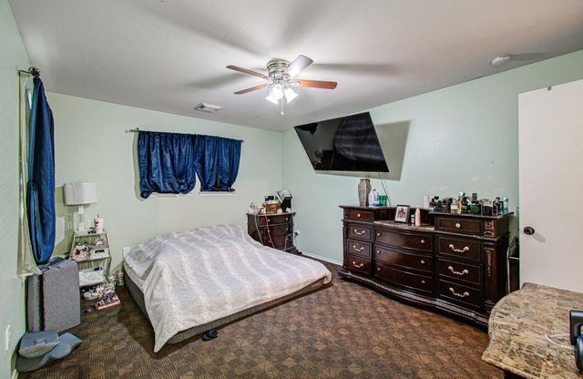 9915 Victoria Grove Lane, Houston, TX 77075