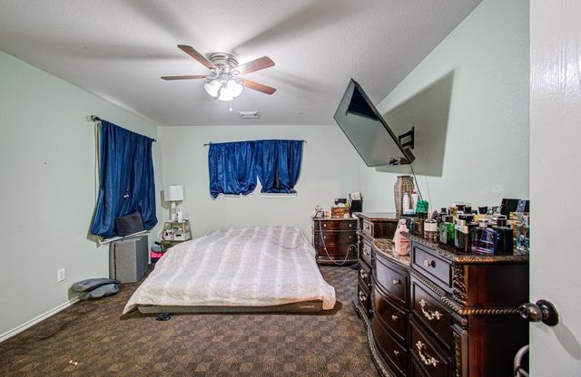 9915 Victoria Grove Lane, Houston, TX 77075