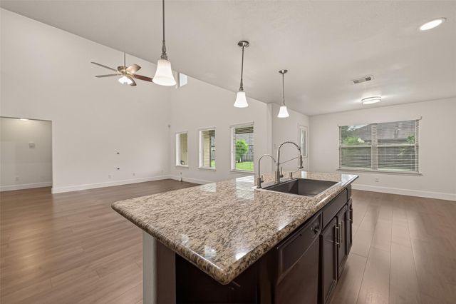 9410 Claystone Lane, Richmond, TX 77407