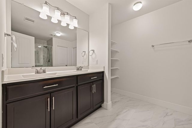 9410 Claystone Lane, Richmond, TX 77407