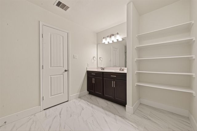 9410 Claystone Lane, Richmond, TX 77407