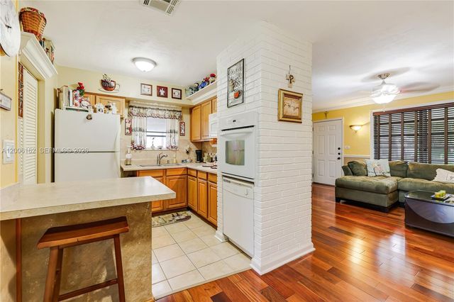 2636 Havana Dr, Miramar, FL 33023