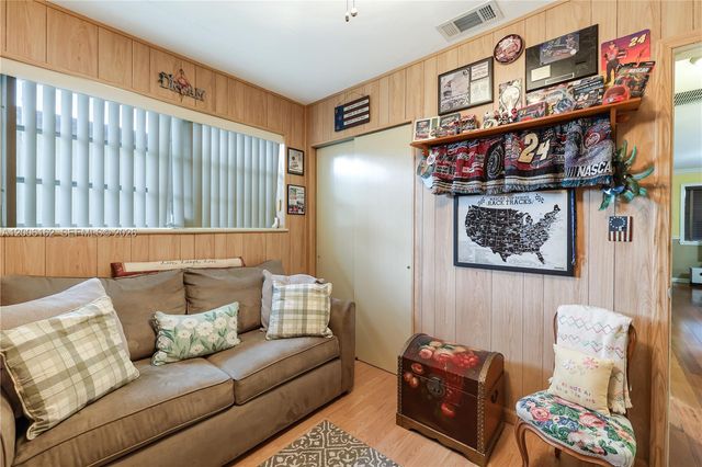 2636 Havana Dr, Miramar, FL 33023