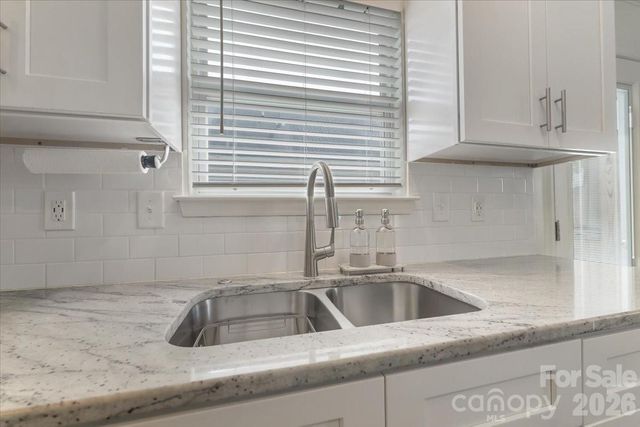 500 Katonah Avenue, Charlotte, NC 28208
