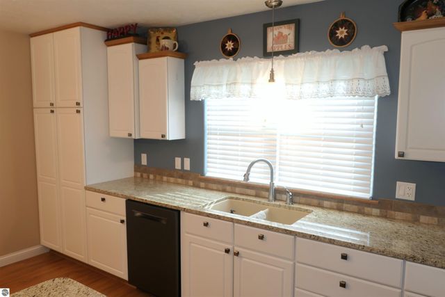 1057 Crown Point Drive, Lake Isabella, MI 48893