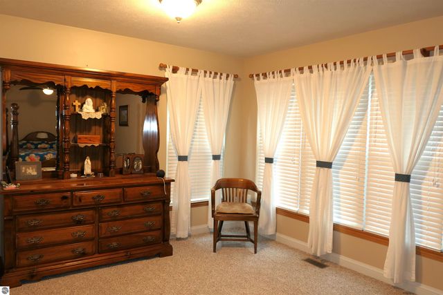 1057 Crown Point Drive, Lake Isabella, MI 48893