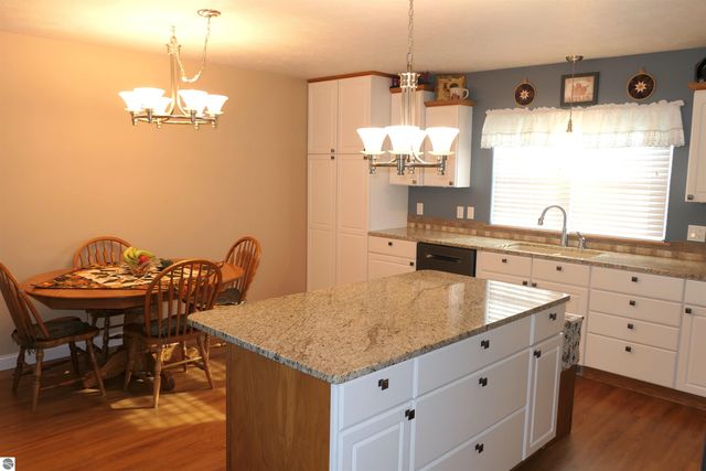 1057 Crown Point Drive, Lake Isabella, MI 48893