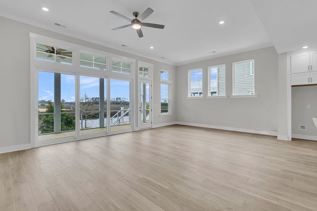 3638 Zacoma Drive, Mount Pleasant, SC 29466