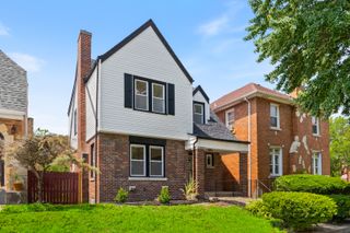 11304 S Lowe Avenue, Chicago, IL 60628