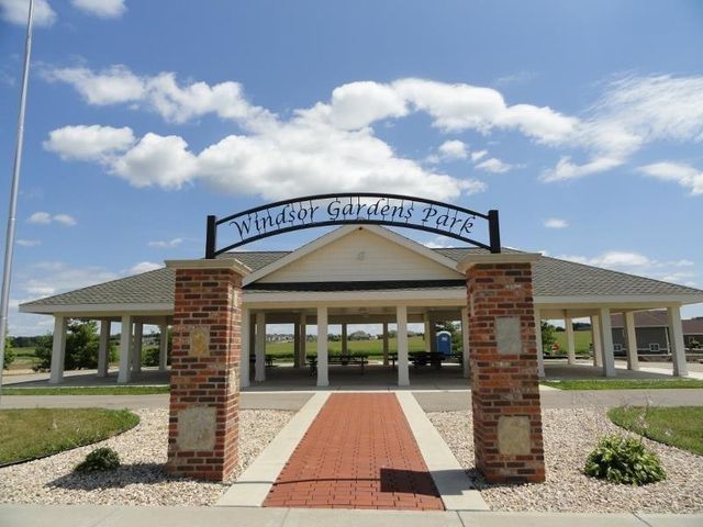 L127 Lucas Lane, Sun Prairie, WI 53590