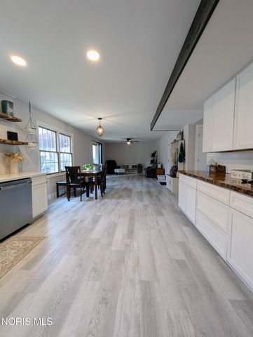 500 Briarwood Lane, Pioneer, OH 43554