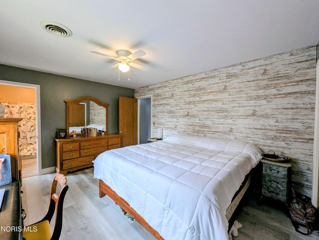 500 Briarwood Lane, Pioneer, OH 43554