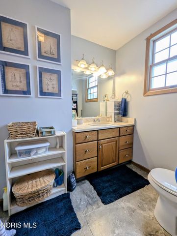 500 Briarwood Lane, Pioneer, OH 43554