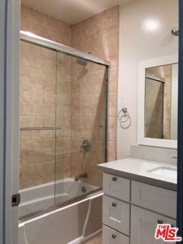 125 N Palm Drive, Beverly Hills, CA 90210