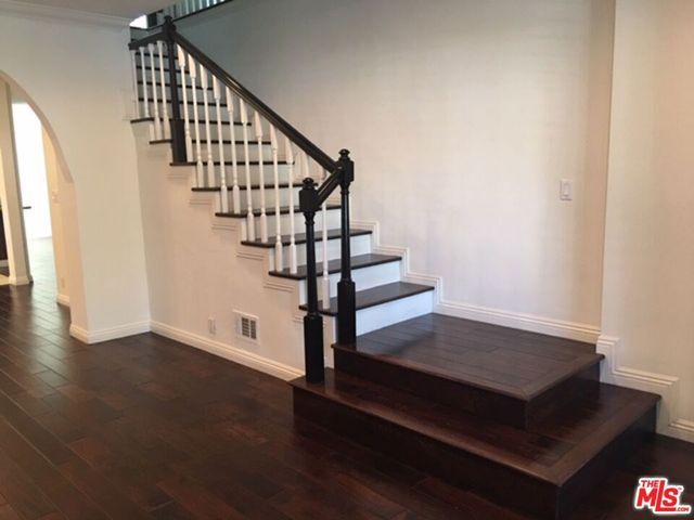 125 N Palm Drive, Beverly Hills, CA 90210