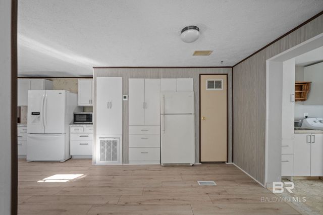 24120 Patterson Road, Robertsdale, AL 36567