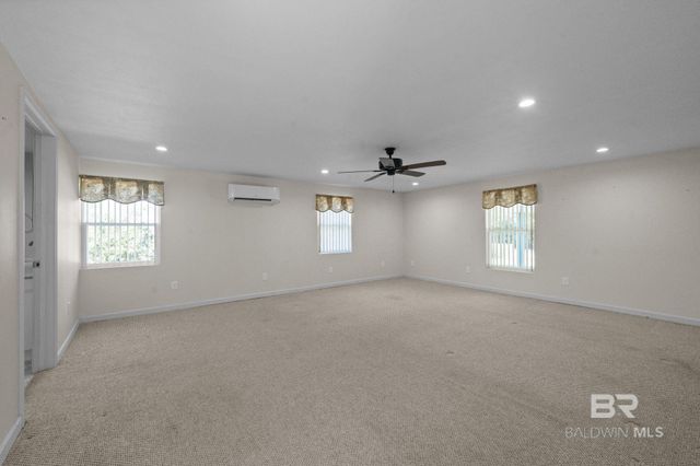 24120 Patterson Road, Robertsdale, AL 36567