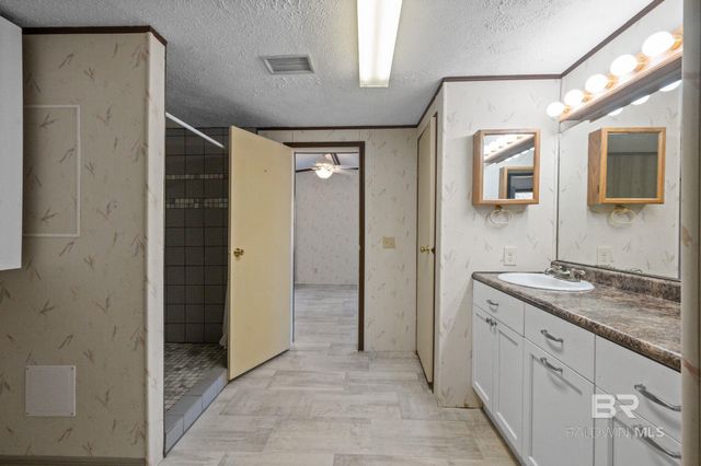 24120 Patterson Road, Robertsdale, AL 36567