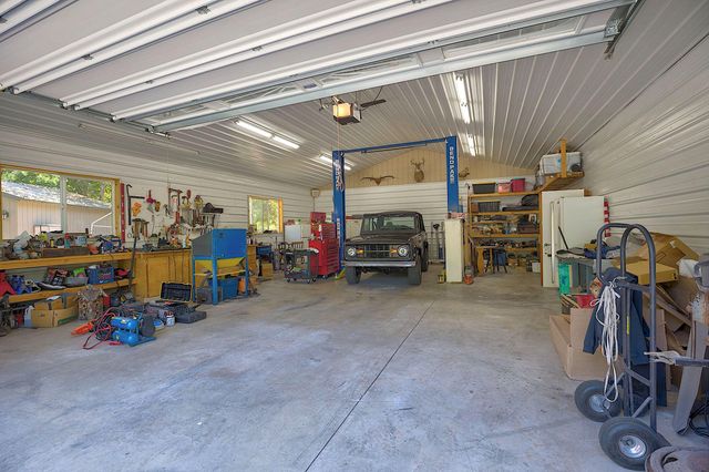 627 Carriage Road, Grants Pass, OR 97526