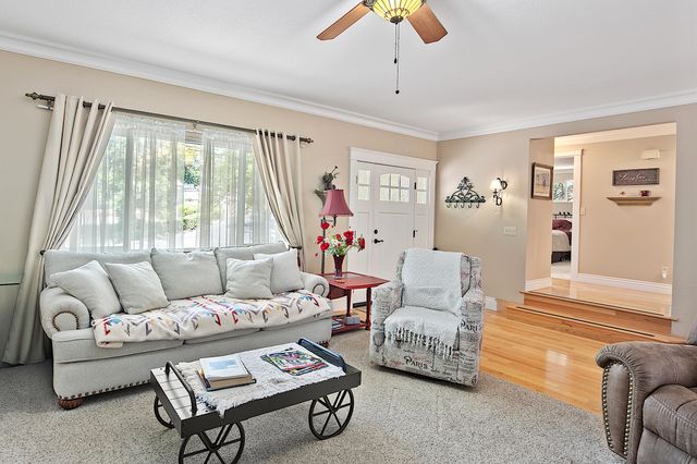 627 Carriage Road, Grants Pass, OR 97526