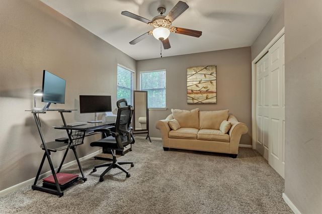 26 Twisted Birch, The Woodlands, TX 77381