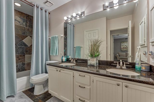 26 Twisted Birch, The Woodlands, TX 77381