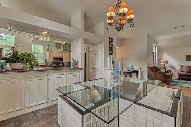 26 Twisted Birch, The Woodlands, TX 77381