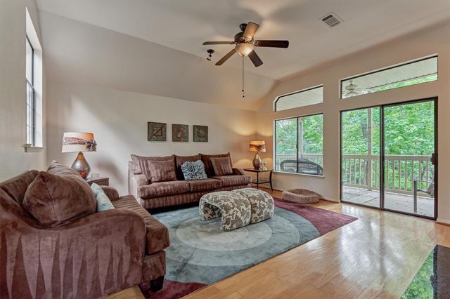 26 Twisted Birch, The Woodlands, TX 77381