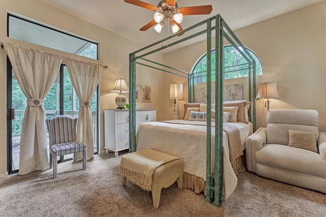 26 Twisted Birch, The Woodlands, TX 77381