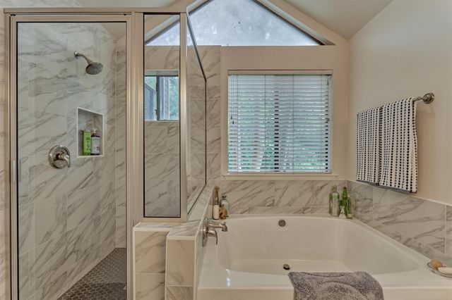 26 Twisted Birch, The Woodlands, TX 77381