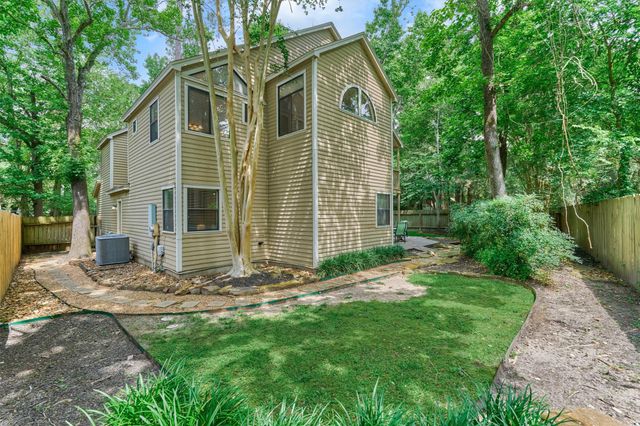 26 Twisted Birch, The Woodlands, TX 77381