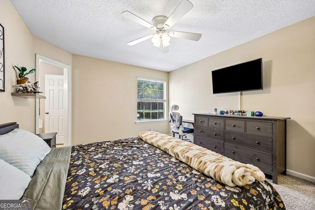 206 Hallowes Drive S, St. Marys, GA 31558