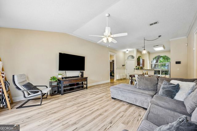 206 Hallowes Drive S, St. Marys, GA 31558